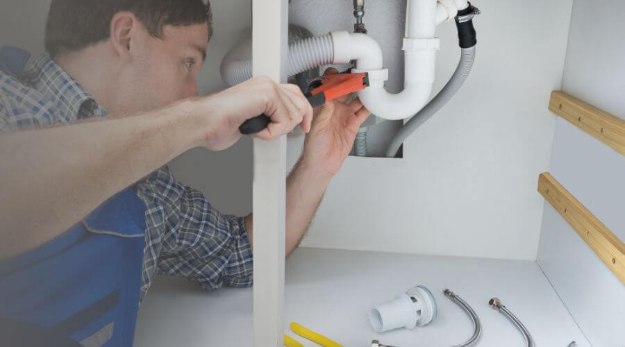 Local annual plumbing maintenance in Brewster, KS